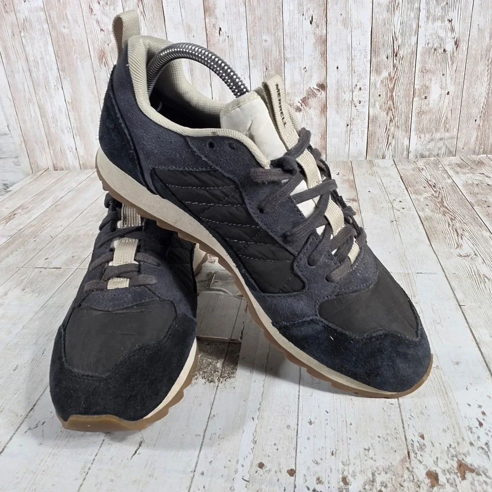 Merrell‎ Alpine Sneaker Womens 9.5 Black Suede Quilted Retro Outdoor J004804